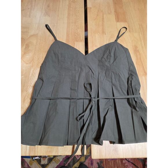 NWT Emerson Lang sage green spaghetti strap pleated blouse cotton woven - Picture 1 of 8